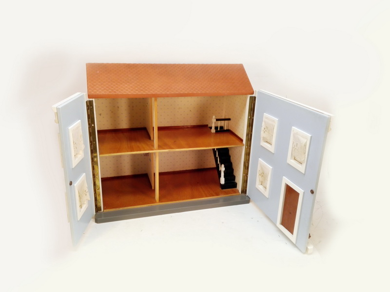 casa muñecas madera 53x60x30 (36eu.) 1u